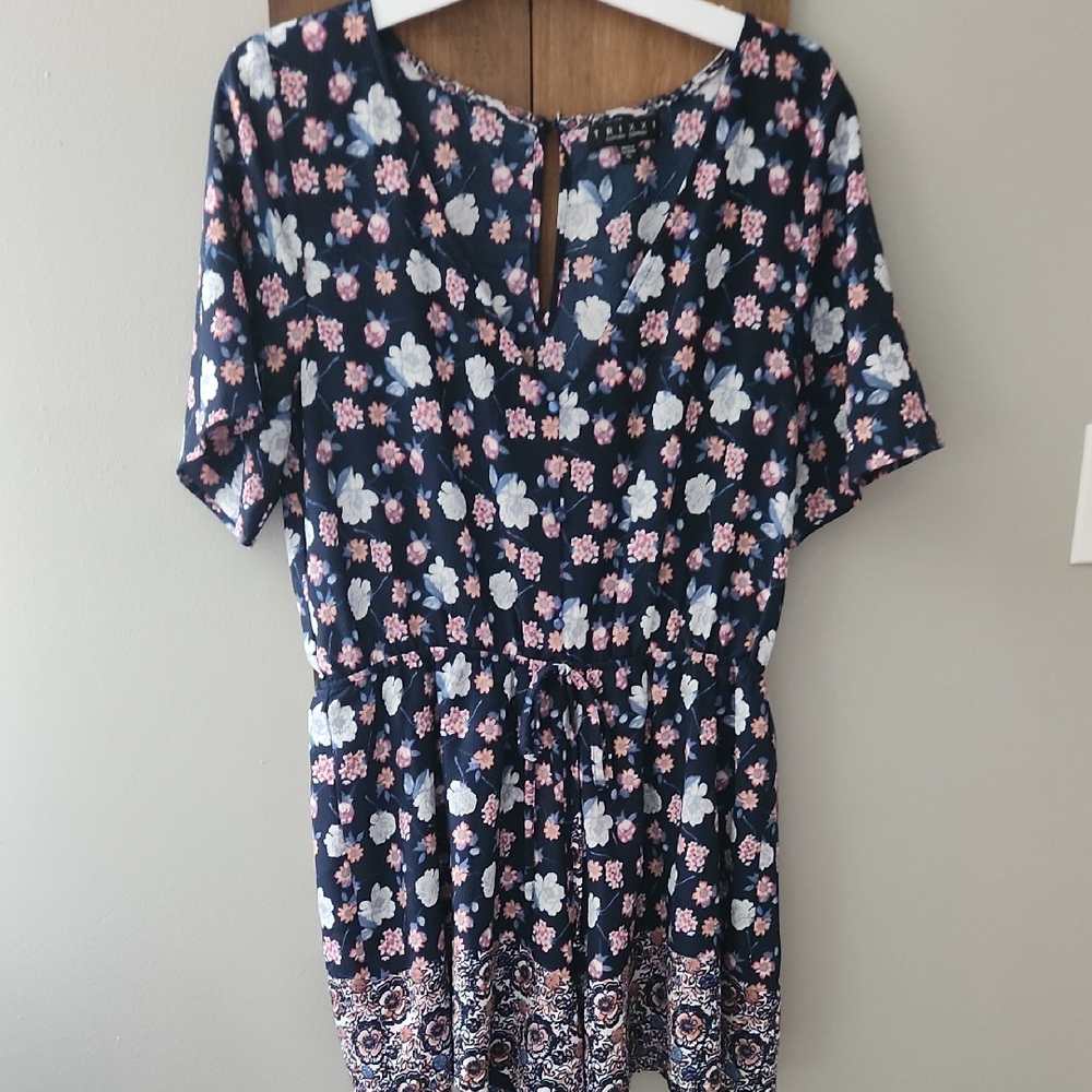 Floral Print Short Sleeve Romper